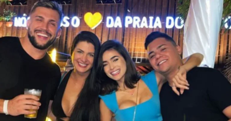 Felipe Araújo curte noitada com nova namorada, Carol Marchezi e ex-BBB em Vitória