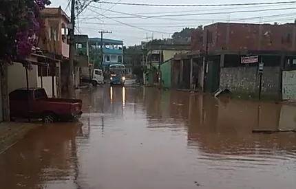 Rede Vitória Solidária: confira os pontos de coleta de doações para vítimas das chuvas no ES