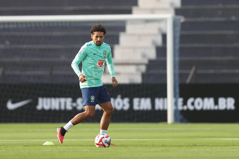 Marquinhos aprova o esquema de Diniz na Seleção: "Prazeroso"