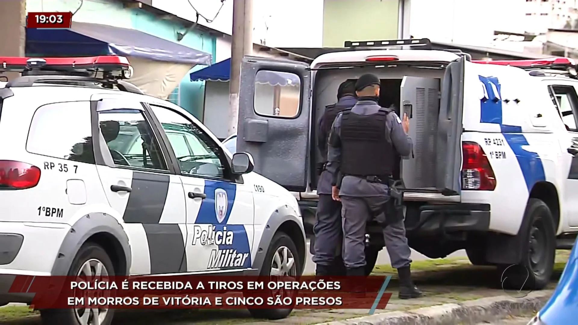 Polícia é recebida a tiros durante operação em Morro de Vitória