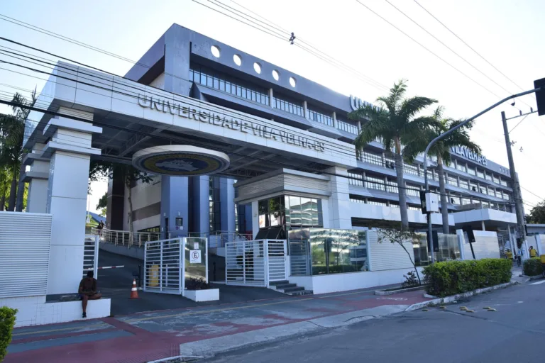 Universidade de Vila Velha.