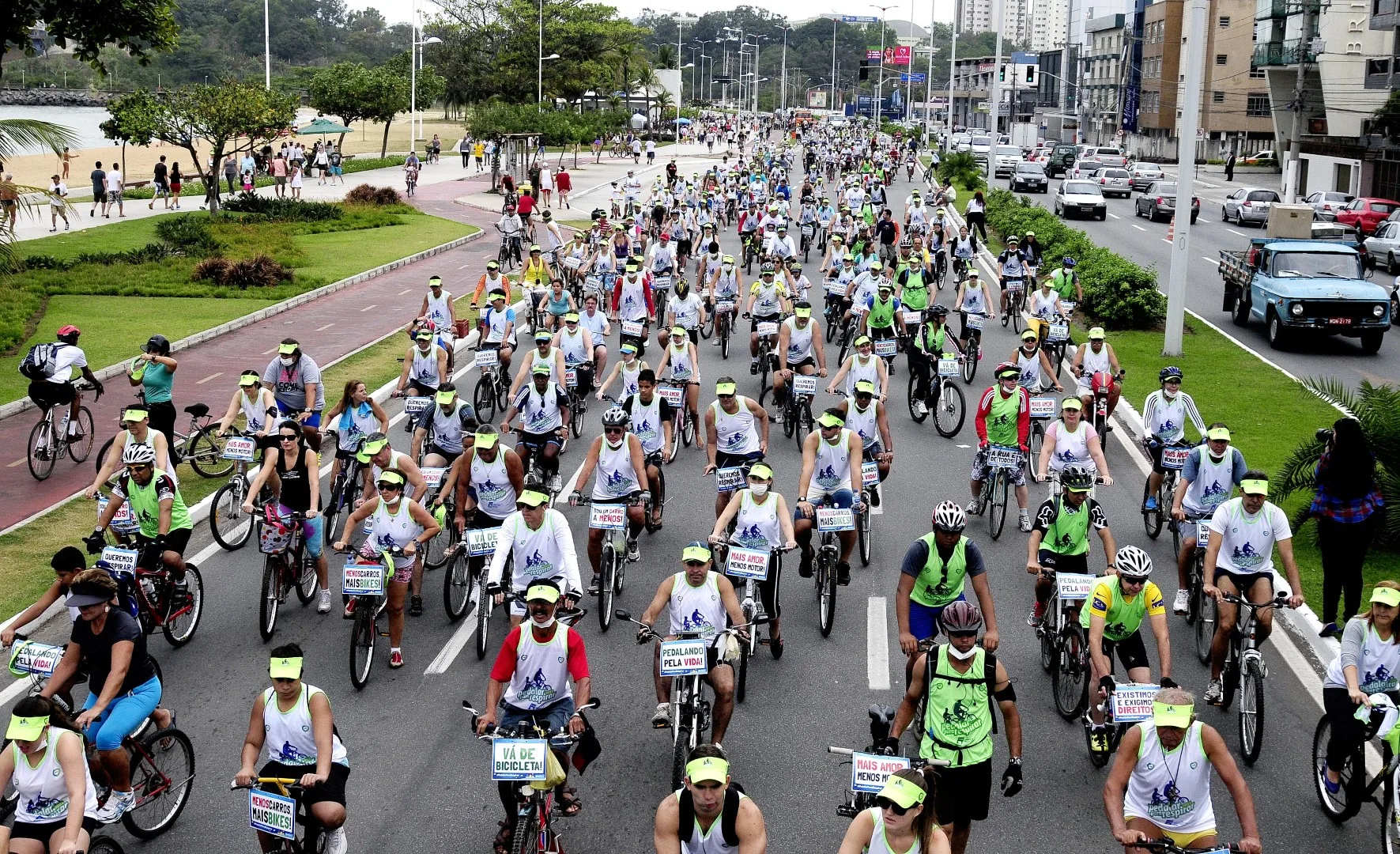 Pedalaço incentiva uso de bicicleta e carona solidária em Vitória