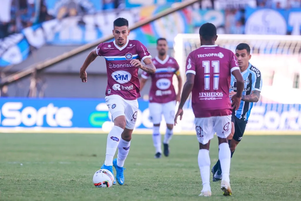 Com um a mais, Grêmio empata com Caxias na primeira decisão do Campeonato Gaúcho