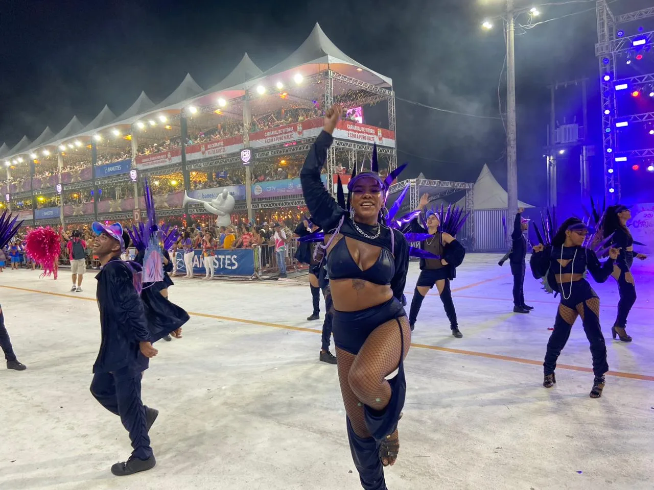 Pega no Samba leva "voz do morro" para desfile no Sambão do Povo