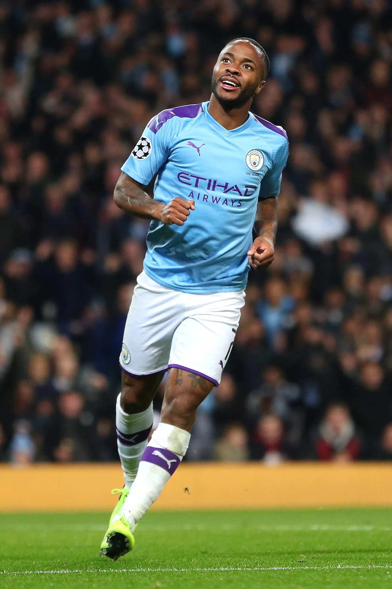 Manchester City bate Atalanta com show de Sterling e Juventus vence de virada