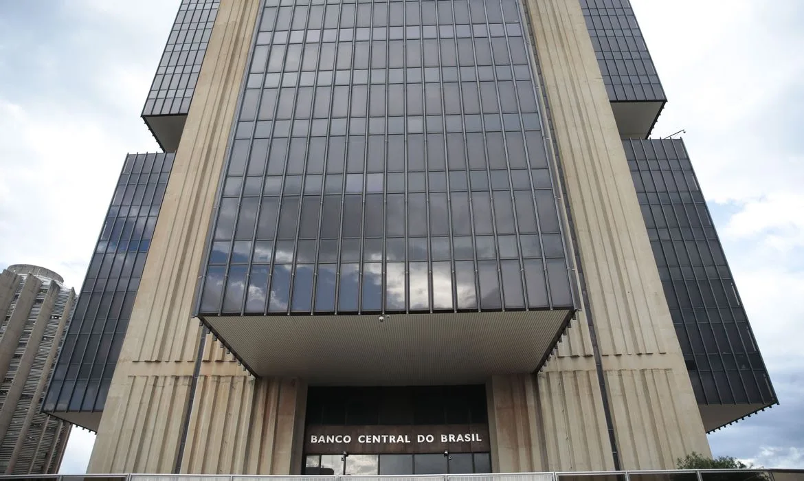 Edifício-sede do Banco Central no Setor Bancário Norte, em lote doado pela Prefeitura de Brasília, em outubro de 1967