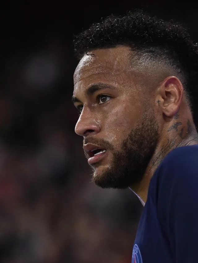 Neymar e Barcelona não se acertam e julgamento é marcado por bônus em contrato