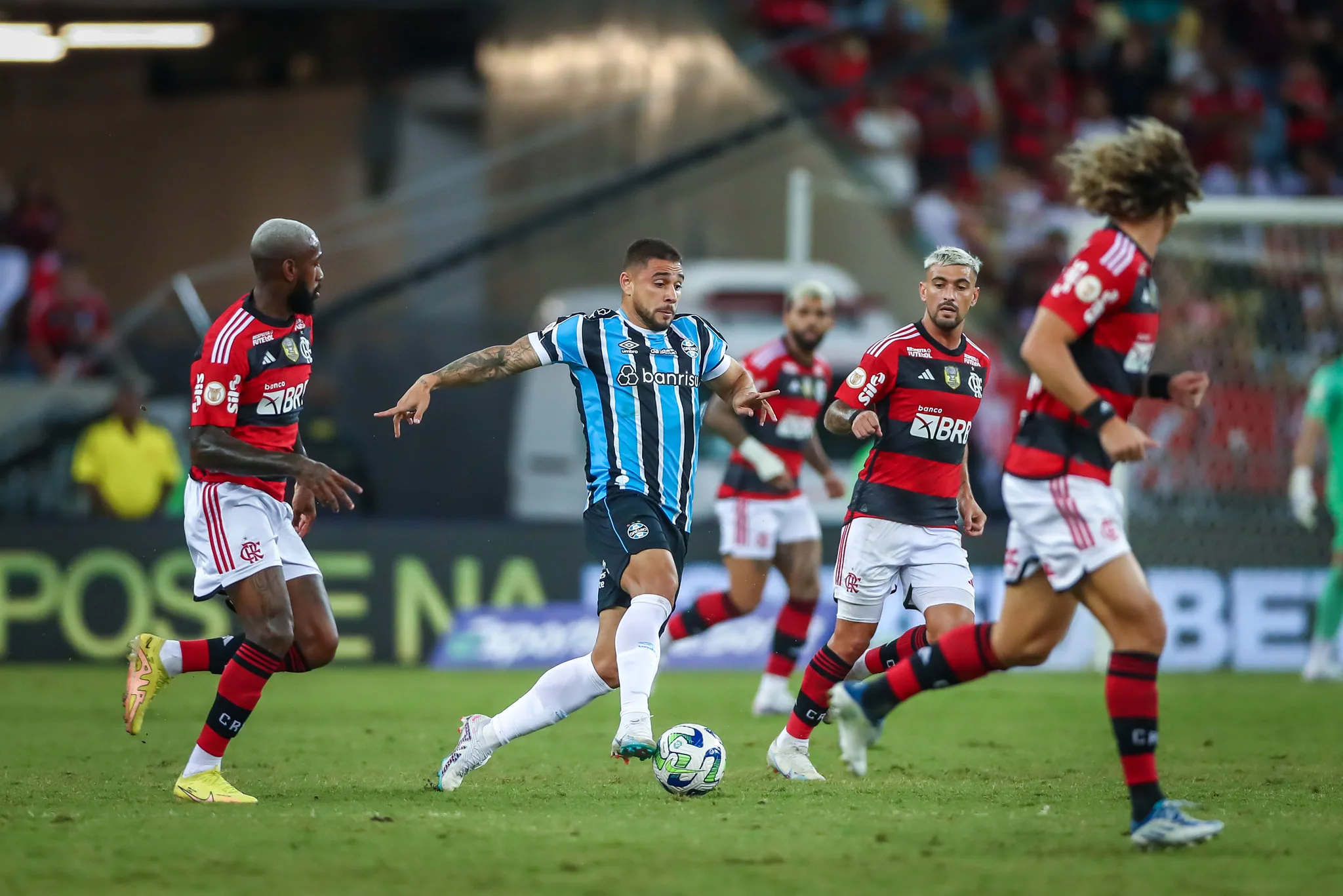 Grêmio recebe o Flamengo na ida das semifinais da Copa do Brasil