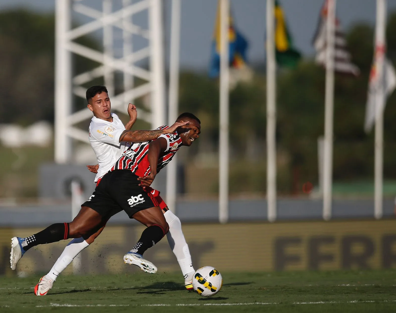 Red Bull Bragantino e São Paulo empatam por 1 a 1 em Bragança Paulista