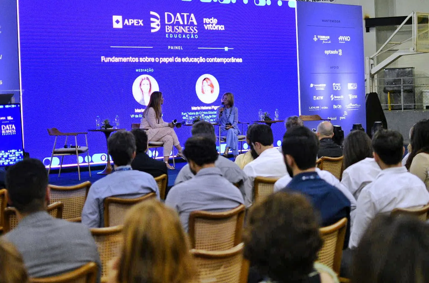 Data Business discute o papel da educação na formação de novos líderes