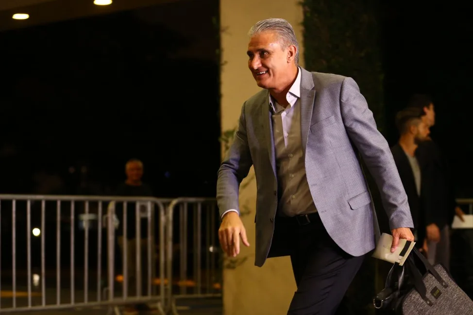 Na casa de Tite, Brasil joga contra Paraguai já com chance de levar vaga na Copa