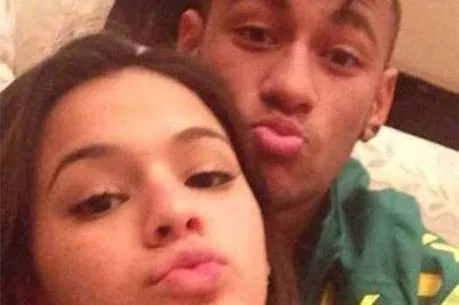 Neymar e Bruna Marquezine vão passar o Ano Novo juntos