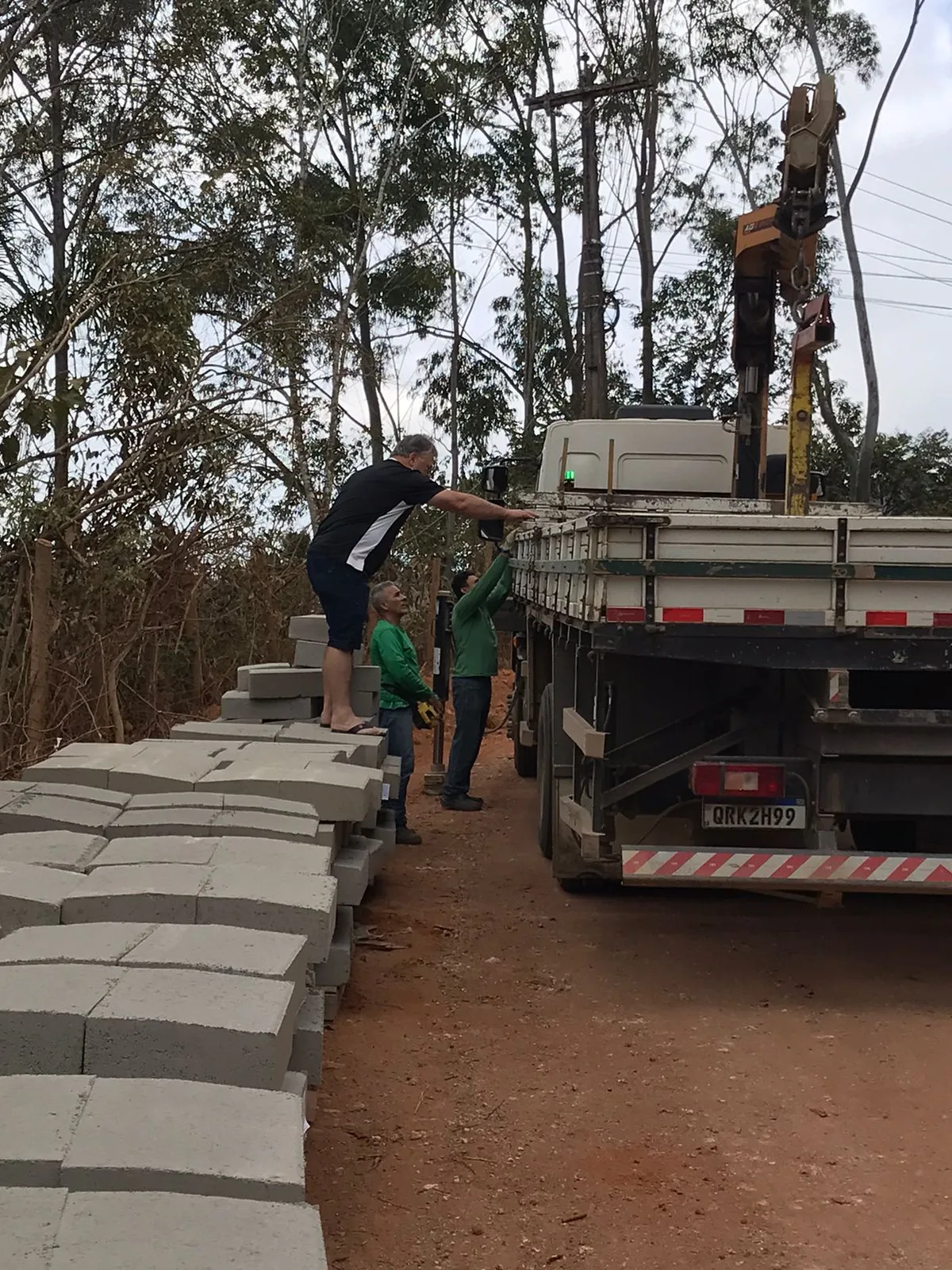 Tem início a obra na estrada que liga o Vale da Estação a Bom Jesus