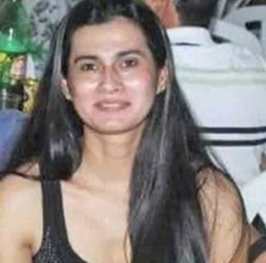 Mulher suspeita de matar marido a machadadas tenta suicídio após encontrarem o corpo