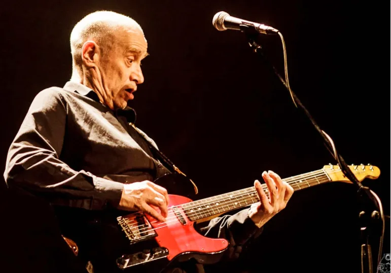 Morre Wilko Johnson, roqueiro e ator de 'Game of Thrones', aos 75 anos