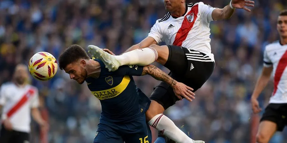 Boca e River empatam no primeiro clássico da final da Libertadores