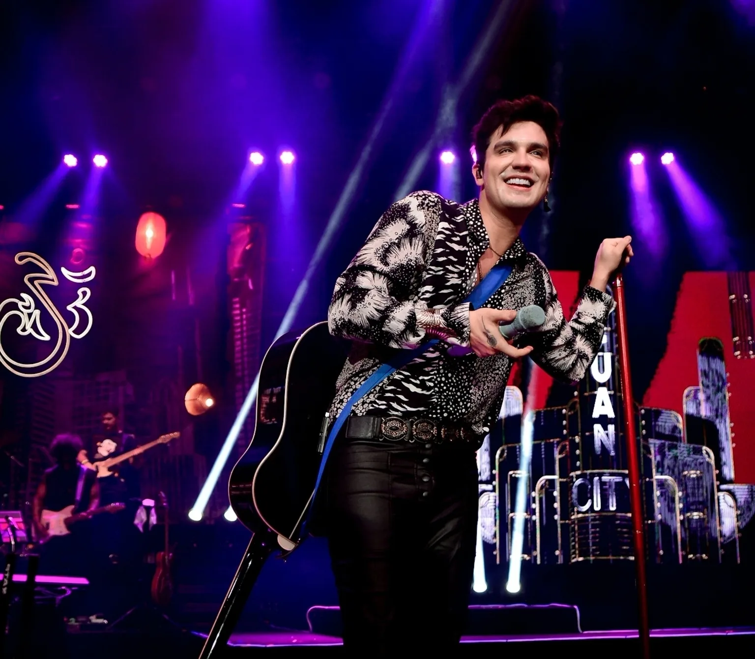 AGN_2516086 - RIO DE JANEIRO, BRASIL  -  Luan Santana, faz  show de estreia  da turnê.  "Luan City"  no  Qualistage na Barra da Tijuca no Rio de Janeiro.

Pictured: Luan Santana, Dani Calabresa, Richard Neuman

AgNews 19 NOVEMBRO 2022 

BYLINE MUST READ: Webert Belecio / AgNews

Xico Silva
telefone: (21) 98240-2501
email: agnews.fotografia@gmail.com