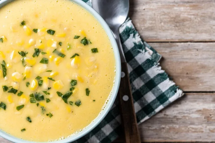 Friozinho chegou? Aprenda a fazer uma receita de sopa de batata