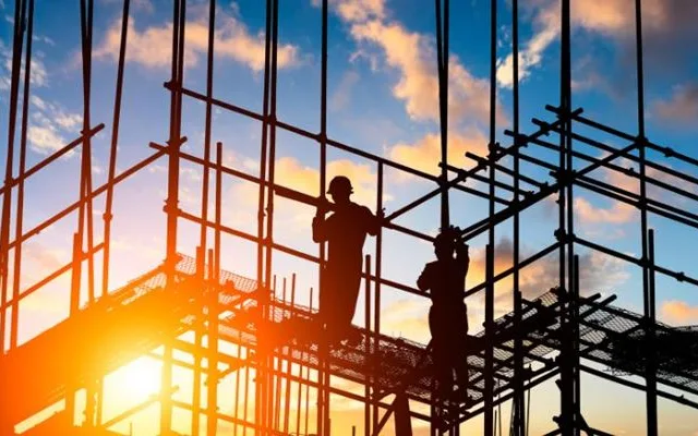 Setor de máquinas e equipamentos encerra trimestre em queda