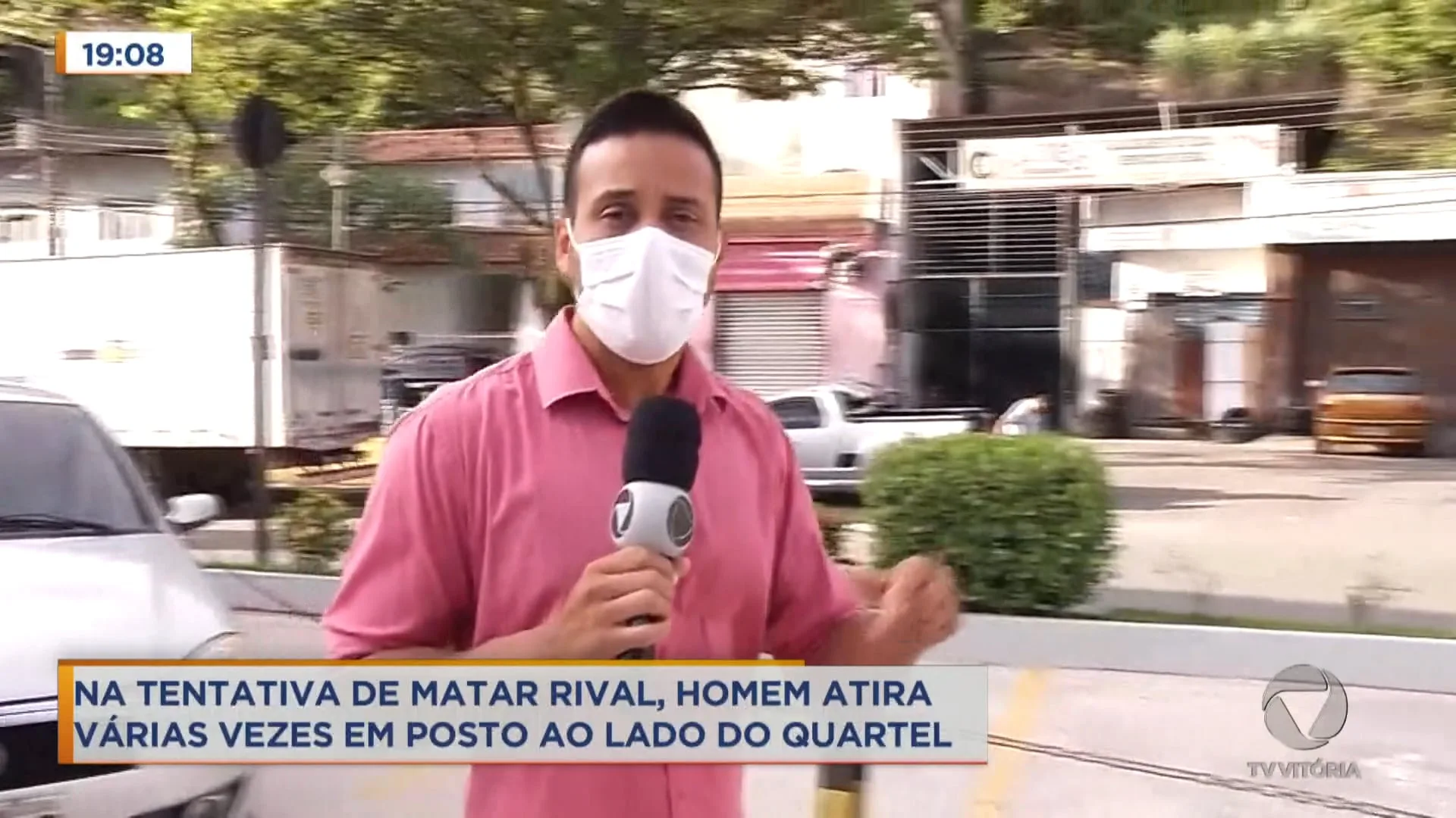 Na tentativa de matar rival, homem atira várias vezes em posto ao lado do quartel