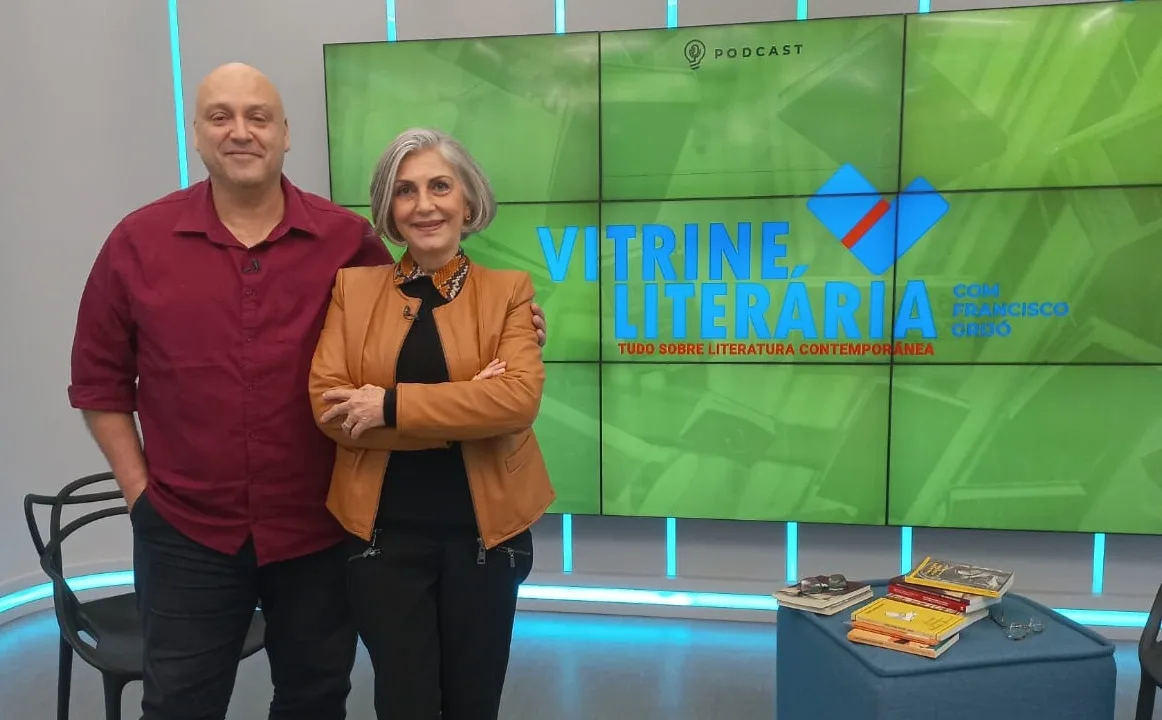 Vídeo | Podcast Vitrine Literária: Grijó conversa com estudiosa da literatura. Veja o 7º episódio!