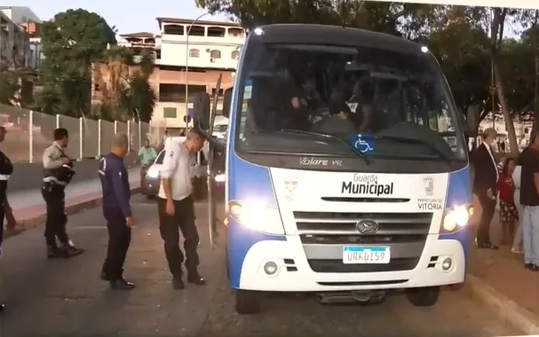 Venezuelanos são transferidos de abrigo em Vitória