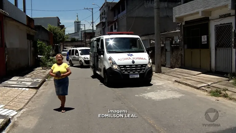 Carro de som da vacina em Viana