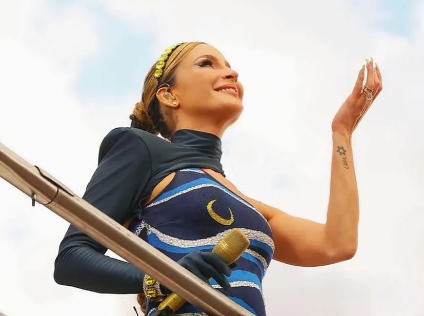 Claudia Leitte é chamada de genocida após show