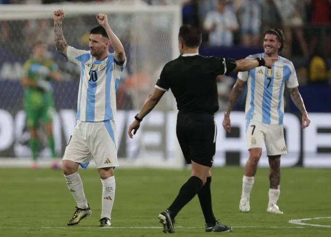 Messi marca e Argentina vai à final da Copa América