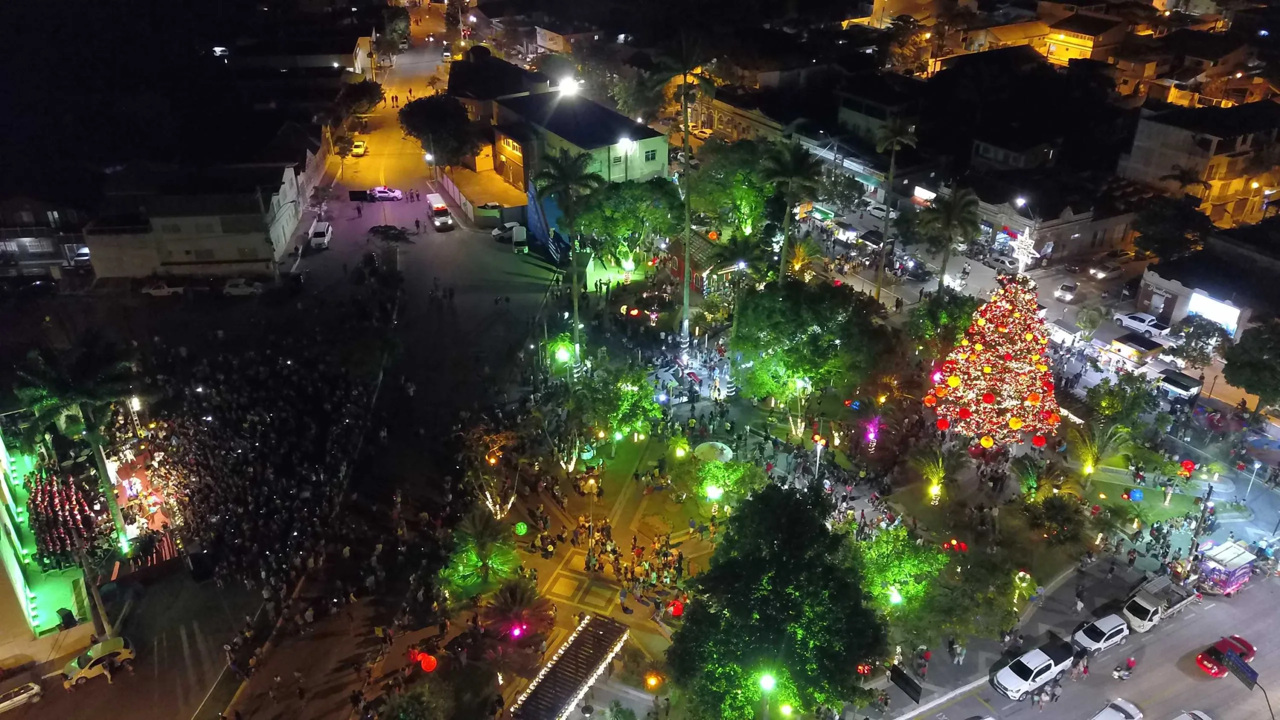 Cantata com coral de alunos abre a programação de Natal em Itapemirim