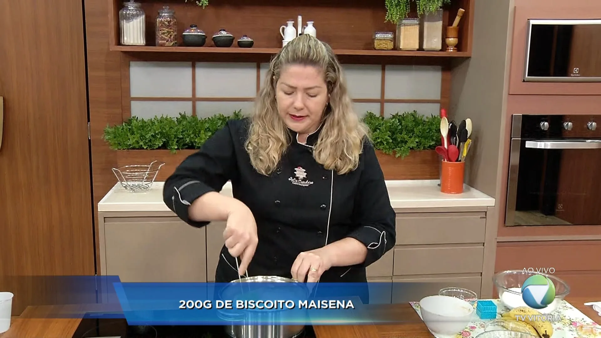 Espaço Gourmet: palha de banana com doce de leite