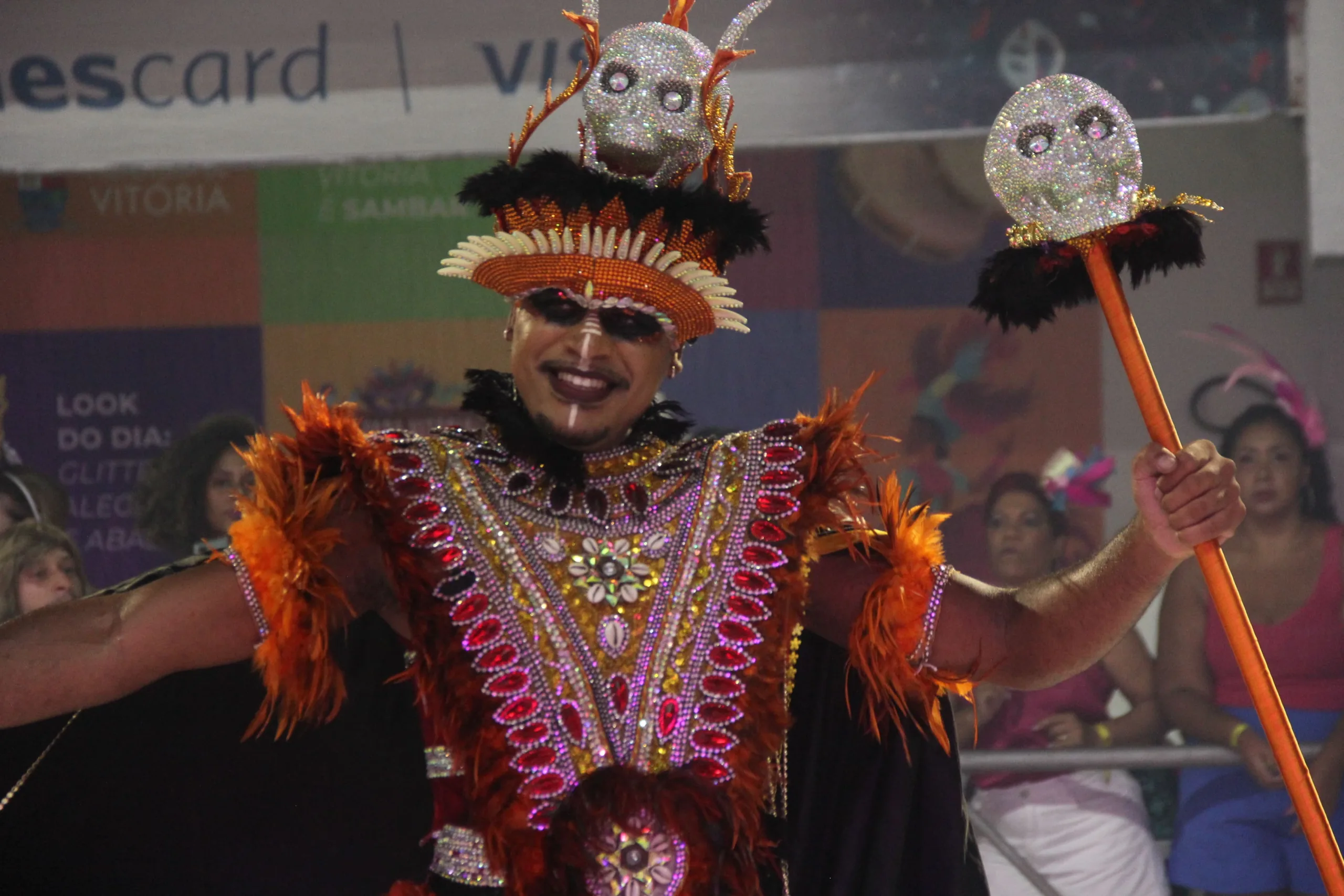 Carnaval de Vitória: seguidores do Folha Vitória elegem MUG e Novo Império como favoritas ao título