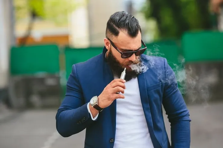 Vape: entenda os perigos do uso para o coração e pulmão