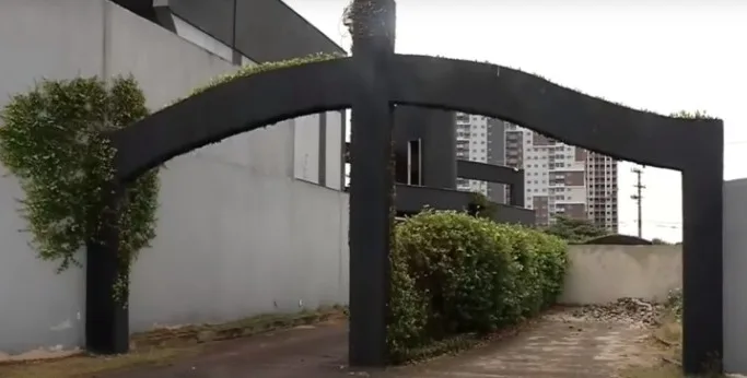 Homem é preso após tentar atropelar funcionária de motel em Vila Velha