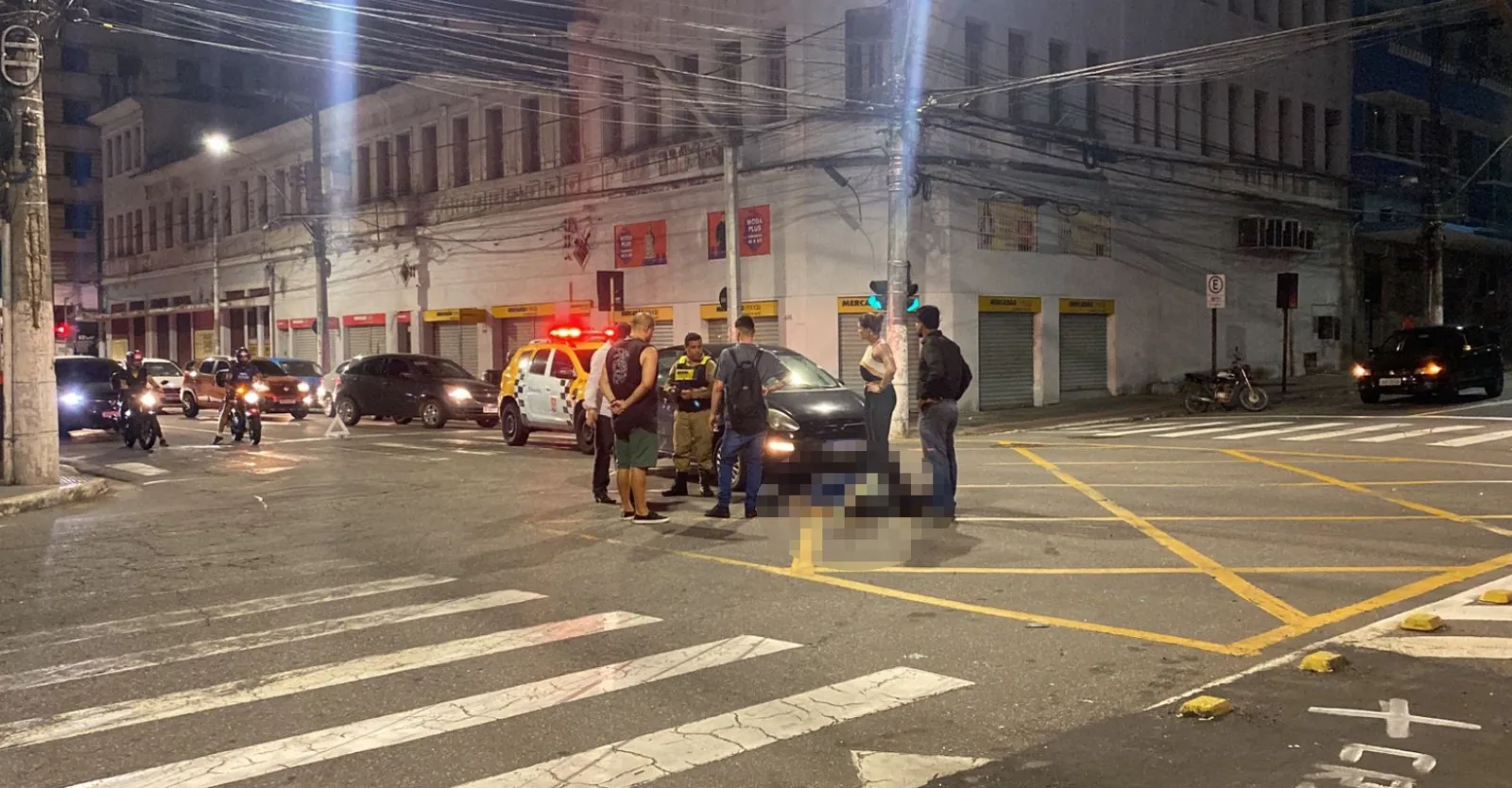 Acidente deixa motociclista ferida no Centro de Vitória