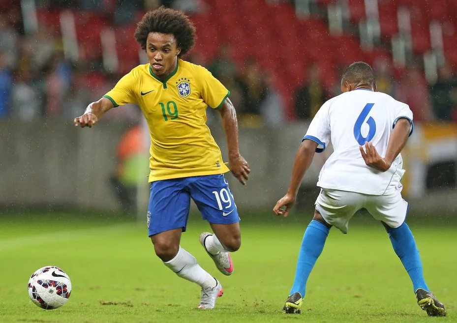 Willian se diz pronto para dividir protagonismo com Neymar na Copa América