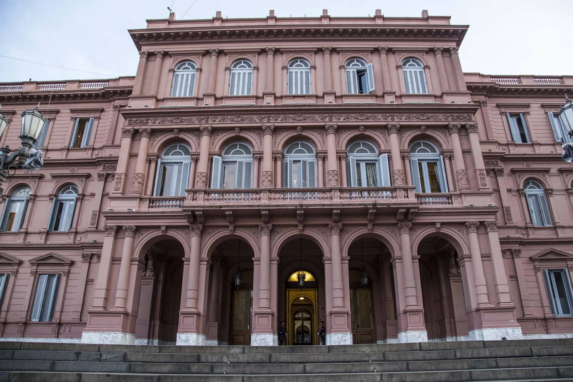 Argentinos vão às urnas neste domingo para escolha de presidente