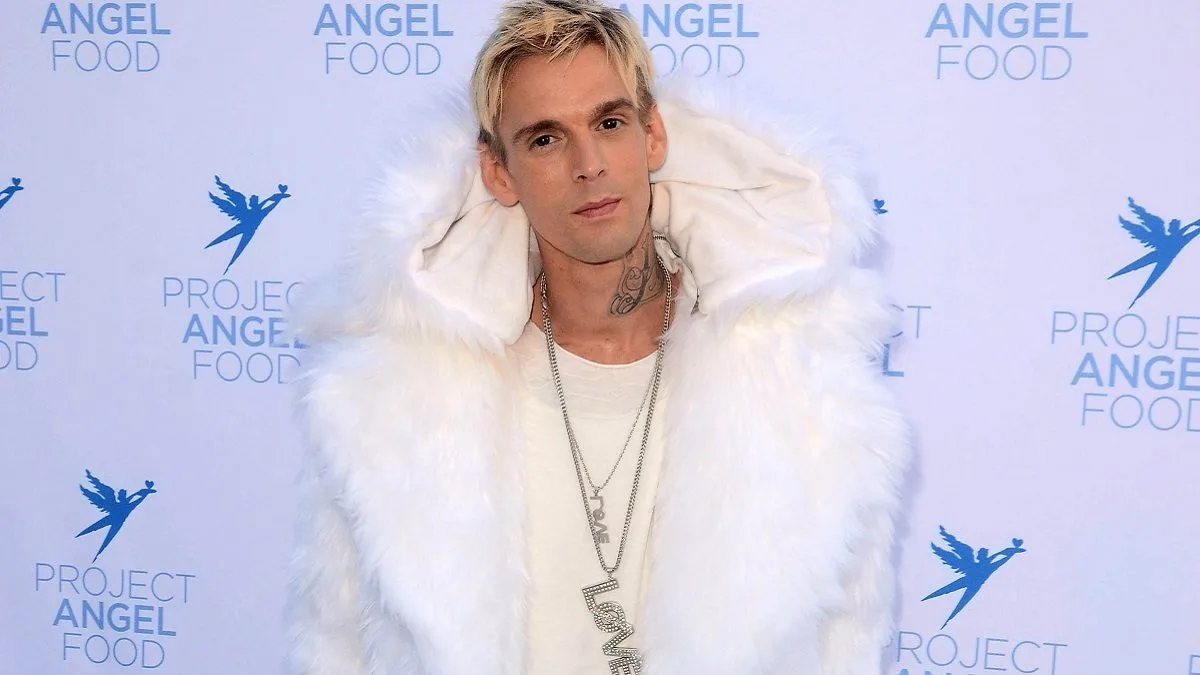 Em meio a polêmica, atitudes de Aaron Carter são comparadas com surto de Britney Spears em 2007