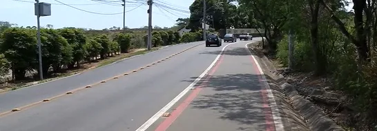 Homem é morto a tiros ao sair de bar em Vitória