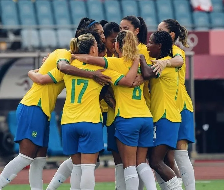 Seleção brasileira feminina derrota a China em jogo-treino na preparação para a Copa