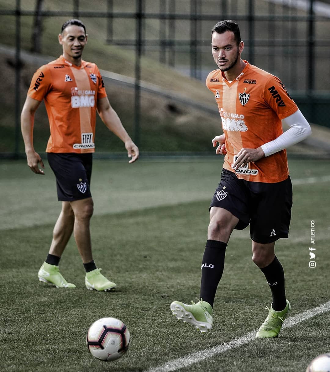 Atlético-MG encerra preparação para Sul-Americana com treino noturno em Bogotá, Colômbia