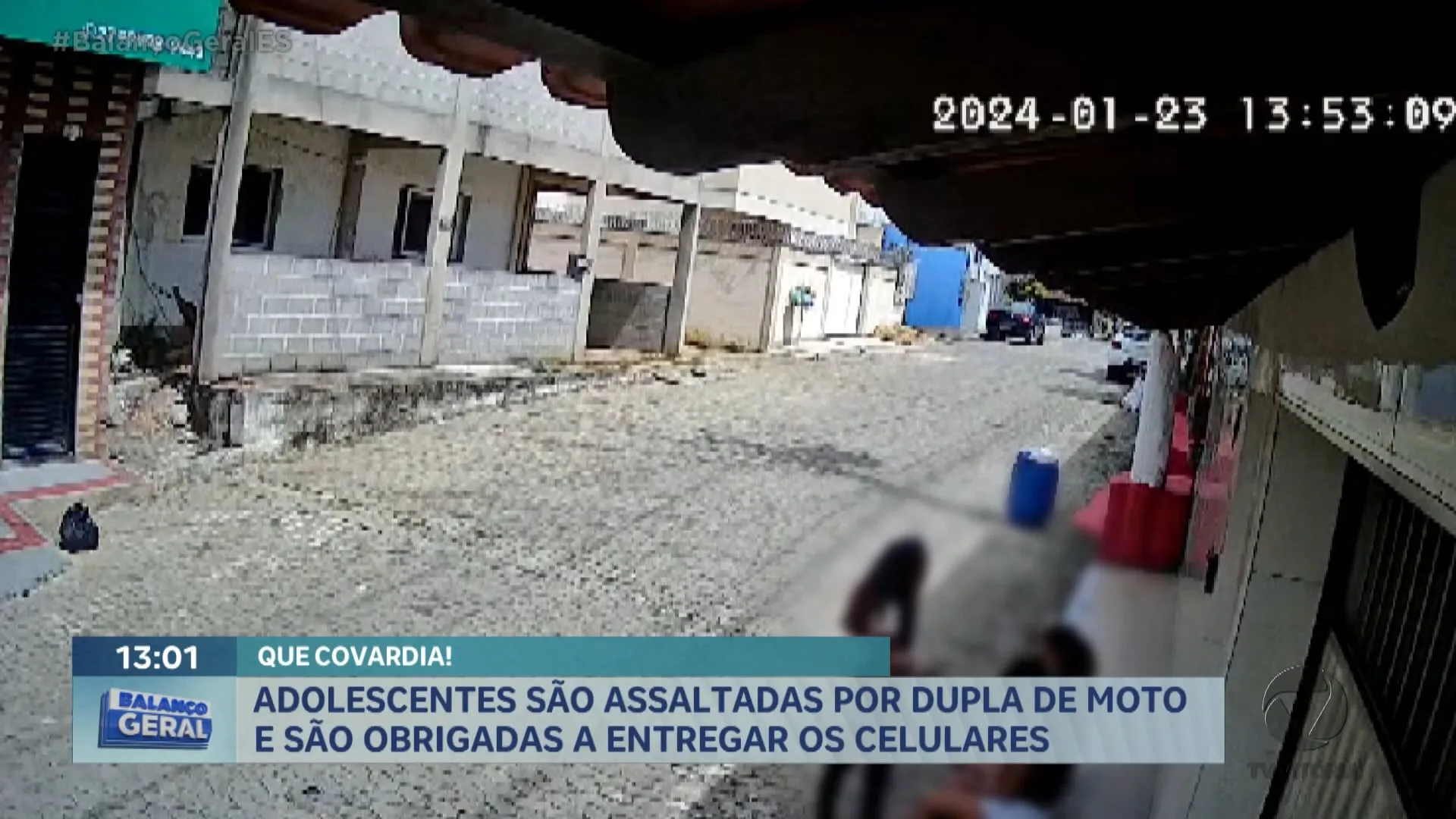 Adolescentes são assaltadas por dupla de moto e são obrigadas a entregar os celulares