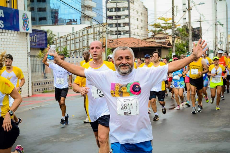 Deu samba! Apaixonado pela Dez Milhas Garoto compõe letra sobre a maior corrida de rua do ES