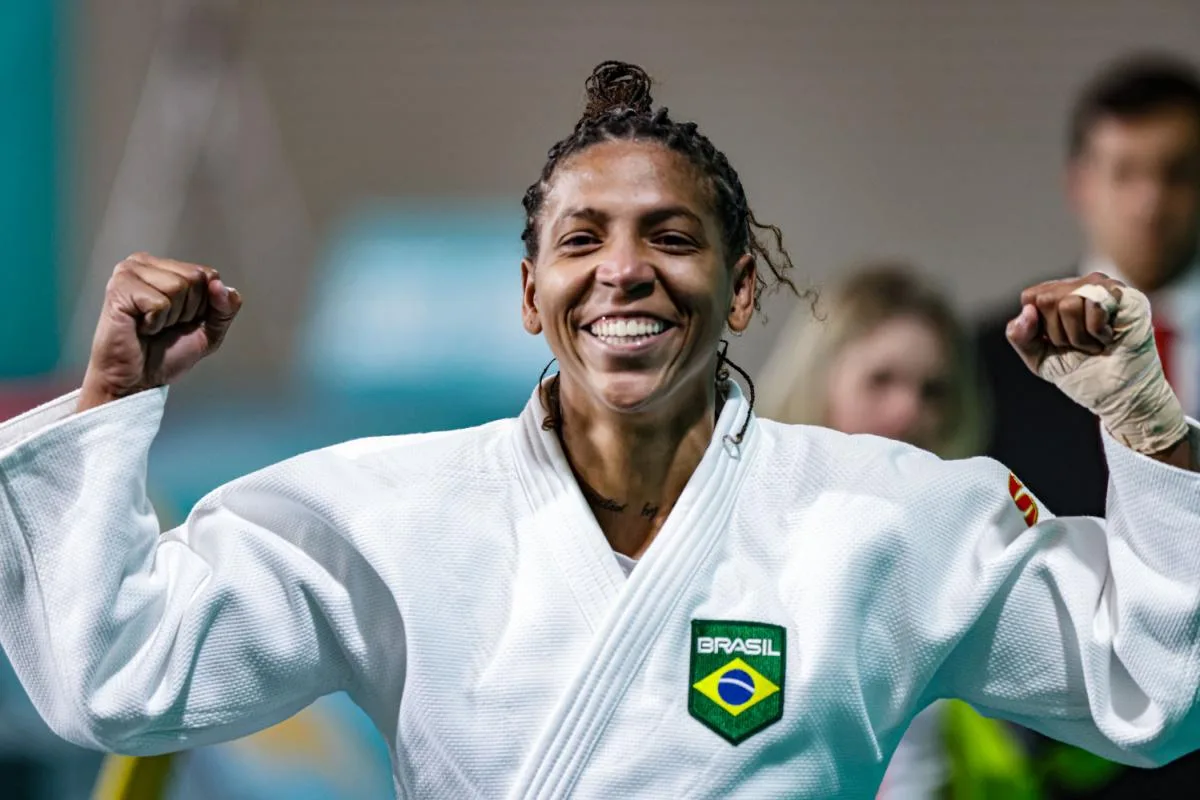 Rafaela Silva completa sua coleção de medalhas de ouro no judô