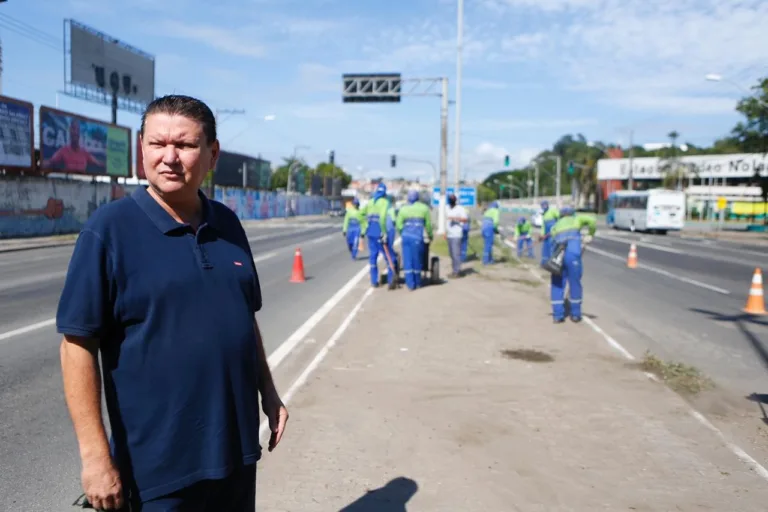 Equipes partem para as ruas de Cariacica no início de mandato de Euclério