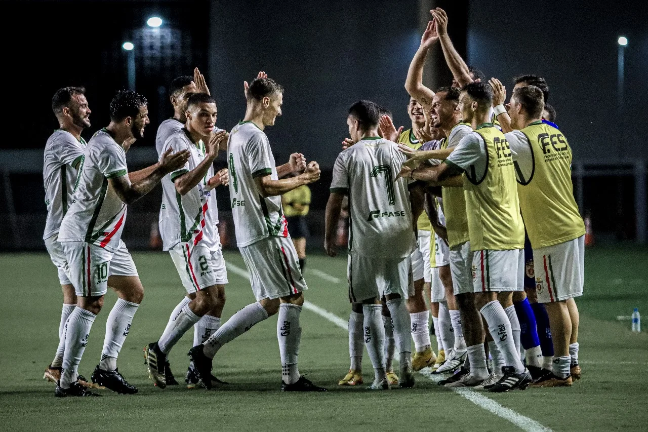 Parabéns pra você! Real Noroeste é o novo líder do Capixabão