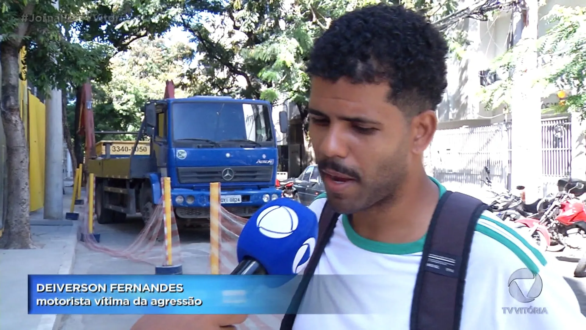 Idosa é presa acusada de racismo após chamar motorista de ônibus de "macaco"