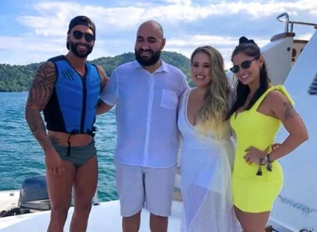 O casal está vivíssimo! Em vídeo com fã, Andressa Suita chama Gusttavo Lima de amor