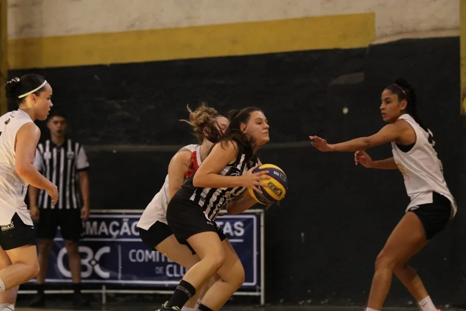 Vila Velha sedia Brasileiro Feminino de Basquete 3x3 de base