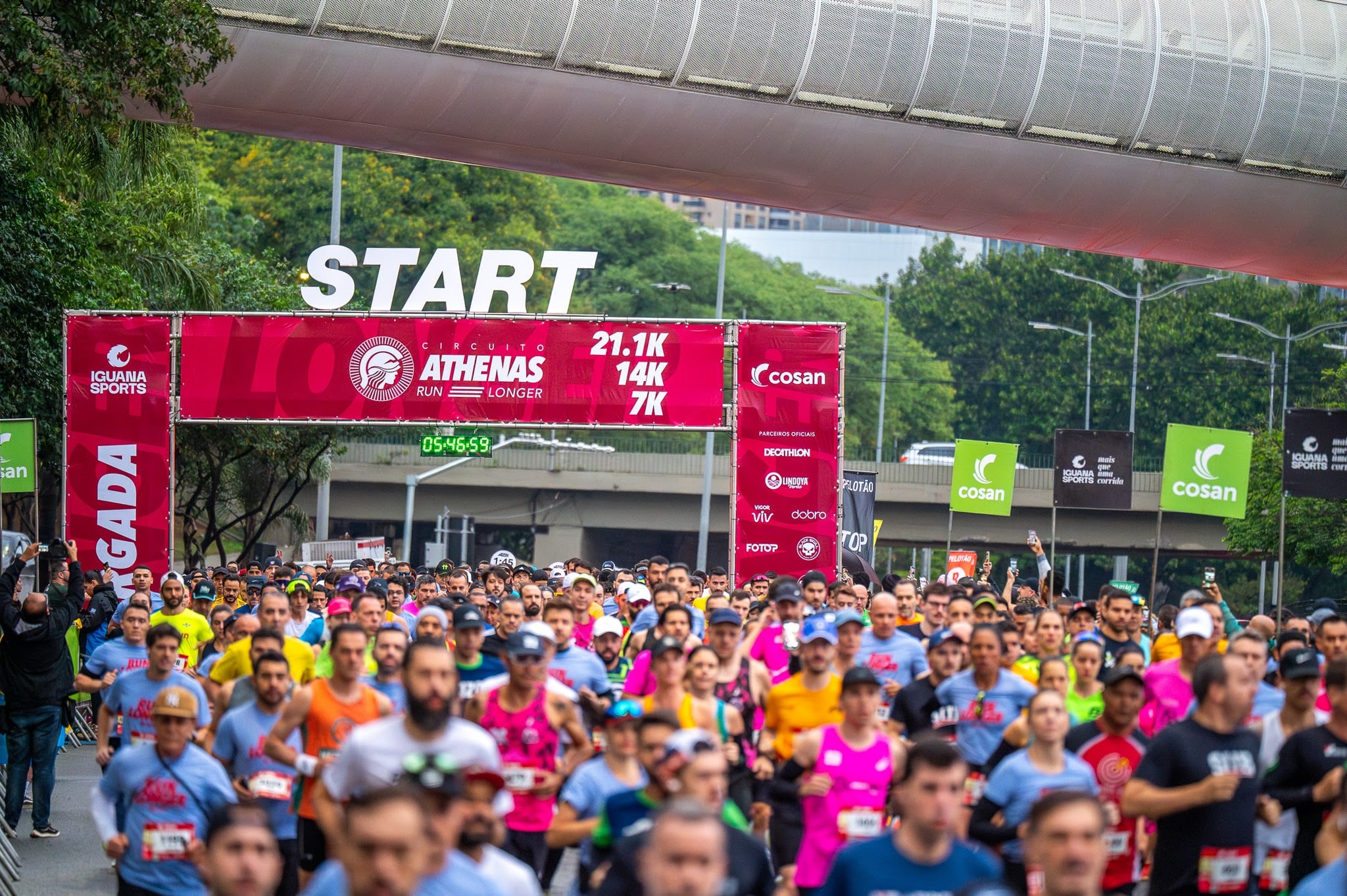 Corredores de 276 cidades do país participam da última etapa do Circuito Athenas, em São Paulo